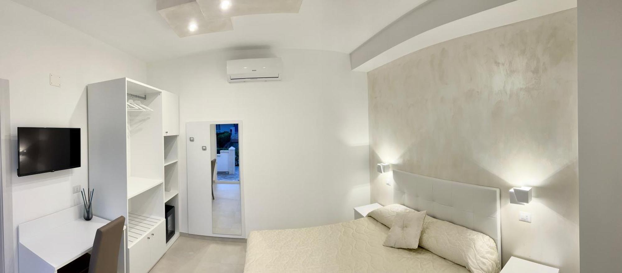 Gemini Luxury Rooms ペスキチ エクステリア 写真